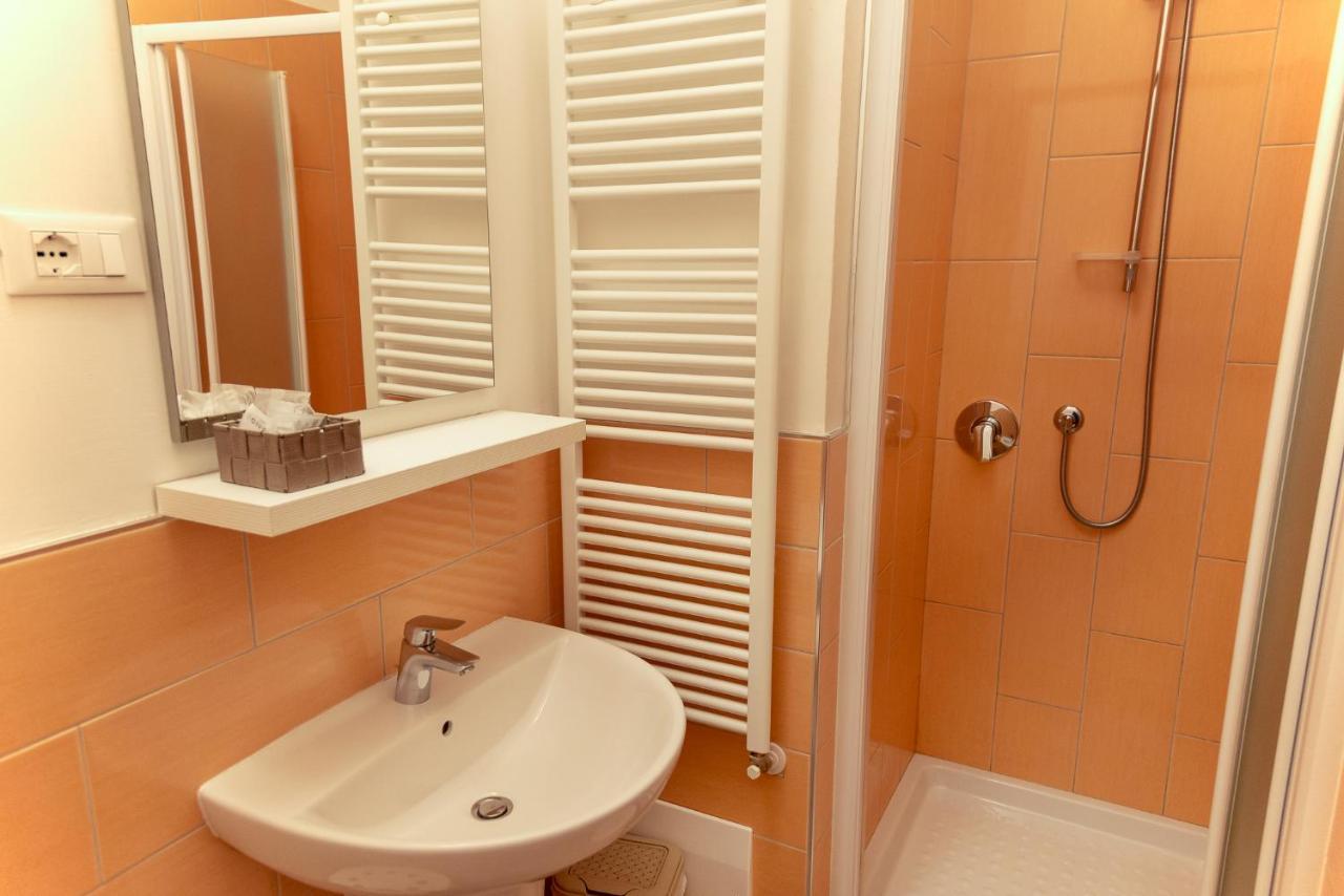 B&B La Gradina Озимо Екстериор снимка